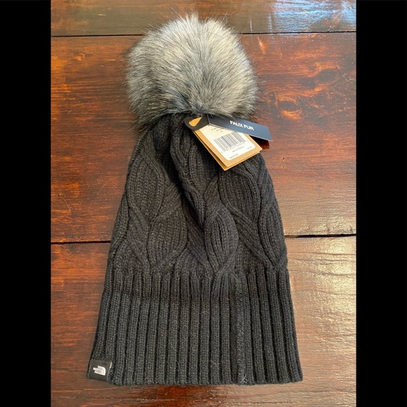 The North Face Oh-Mega Fur Pom Beanie Cable-knit beanie with a pom NWT black - Picture 3 of 8